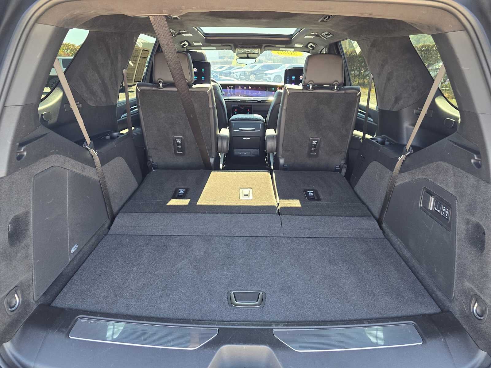 2025 Cadillac Escalade AWD V-Series