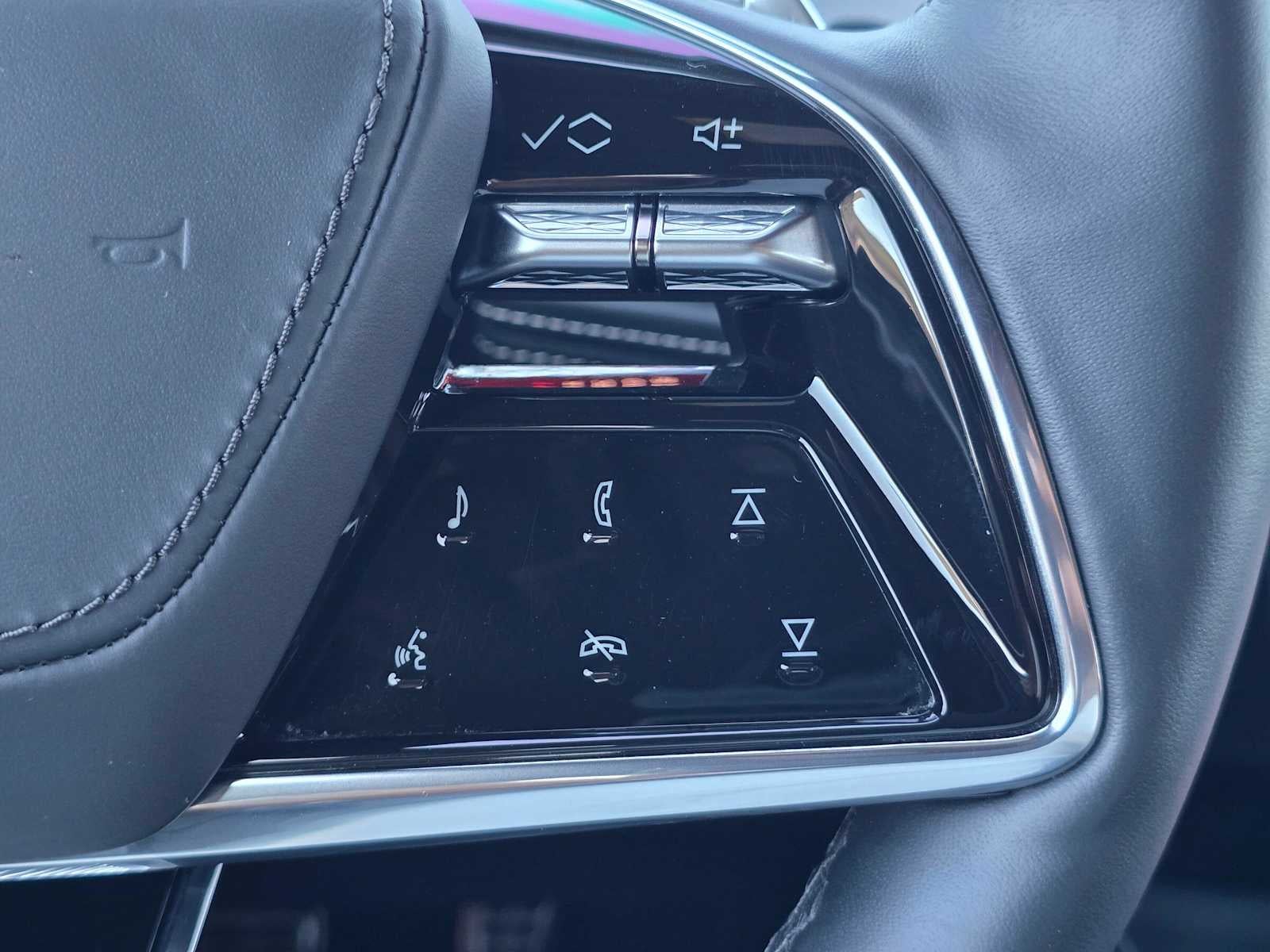 2025 Cadillac Escalade AWD V-Series