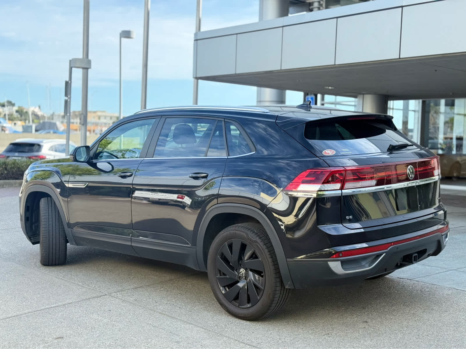 2024 Volkswagen Atlas Cross Sport 2.0T SE w/Technology