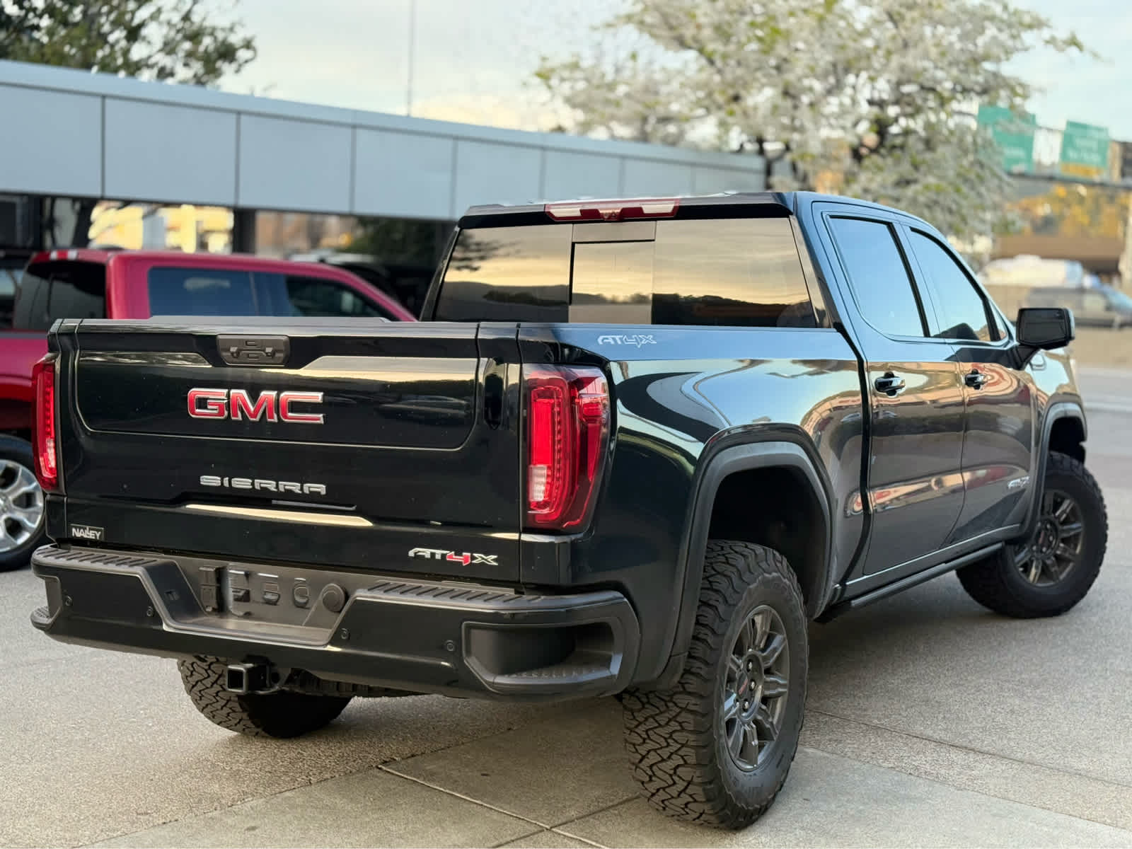 2025 GMC Sierra 1500 AT4X