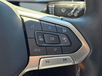 2025 Volkswagen Taos SEL