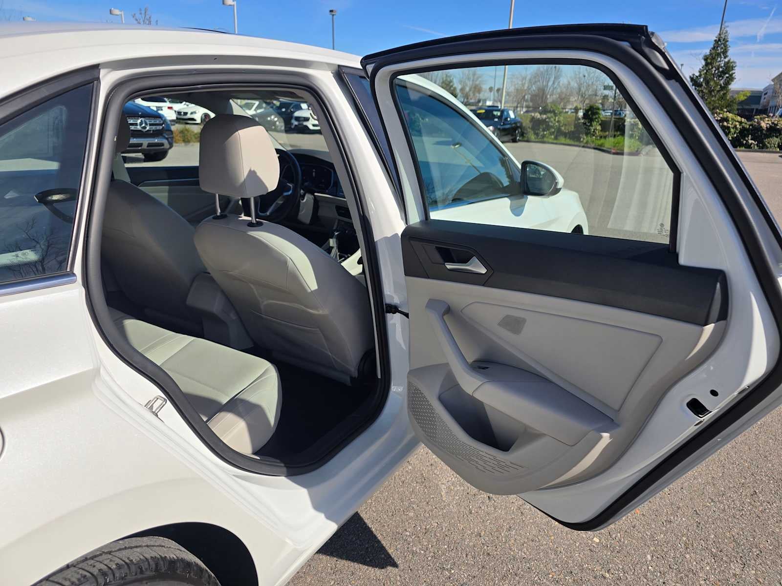 2023 Volkswagen Jetta SE