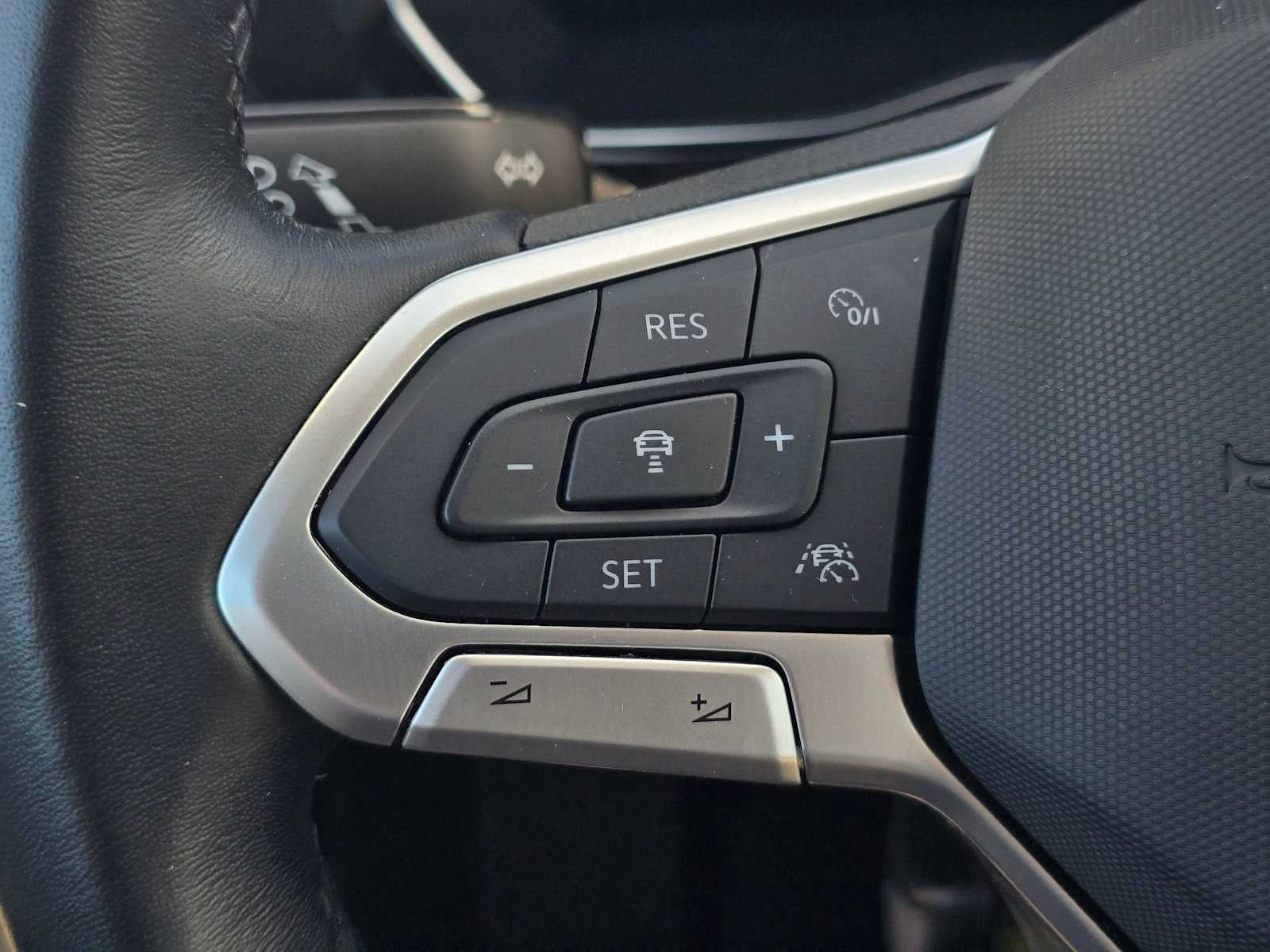 2023 Volkswagen Jetta SE