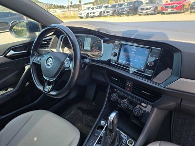 2020 Volkswagen Jetta R-Line