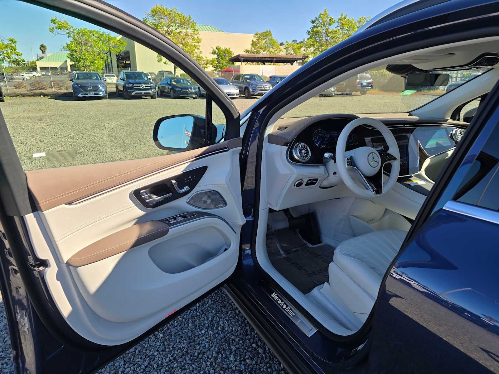 2026 Mercedes-Benz EQS 400 4MATIC® SUV