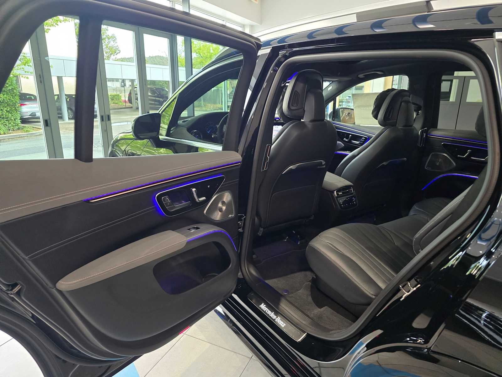 2026 Mercedes-Benz EQS 400 4MATIC® SUV