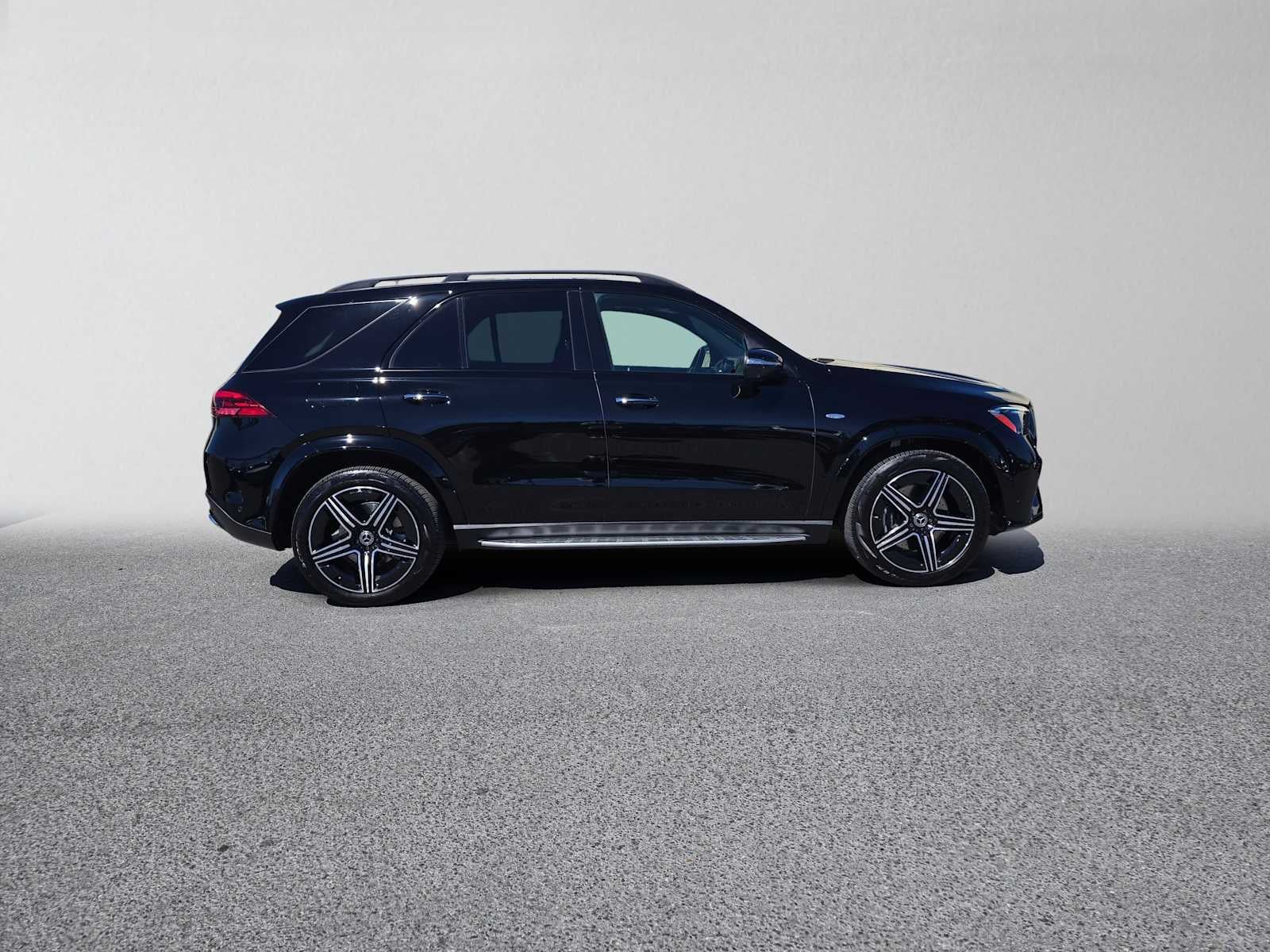 2025 Mercedes-Benz GLE 450e 4MATIC® SUV