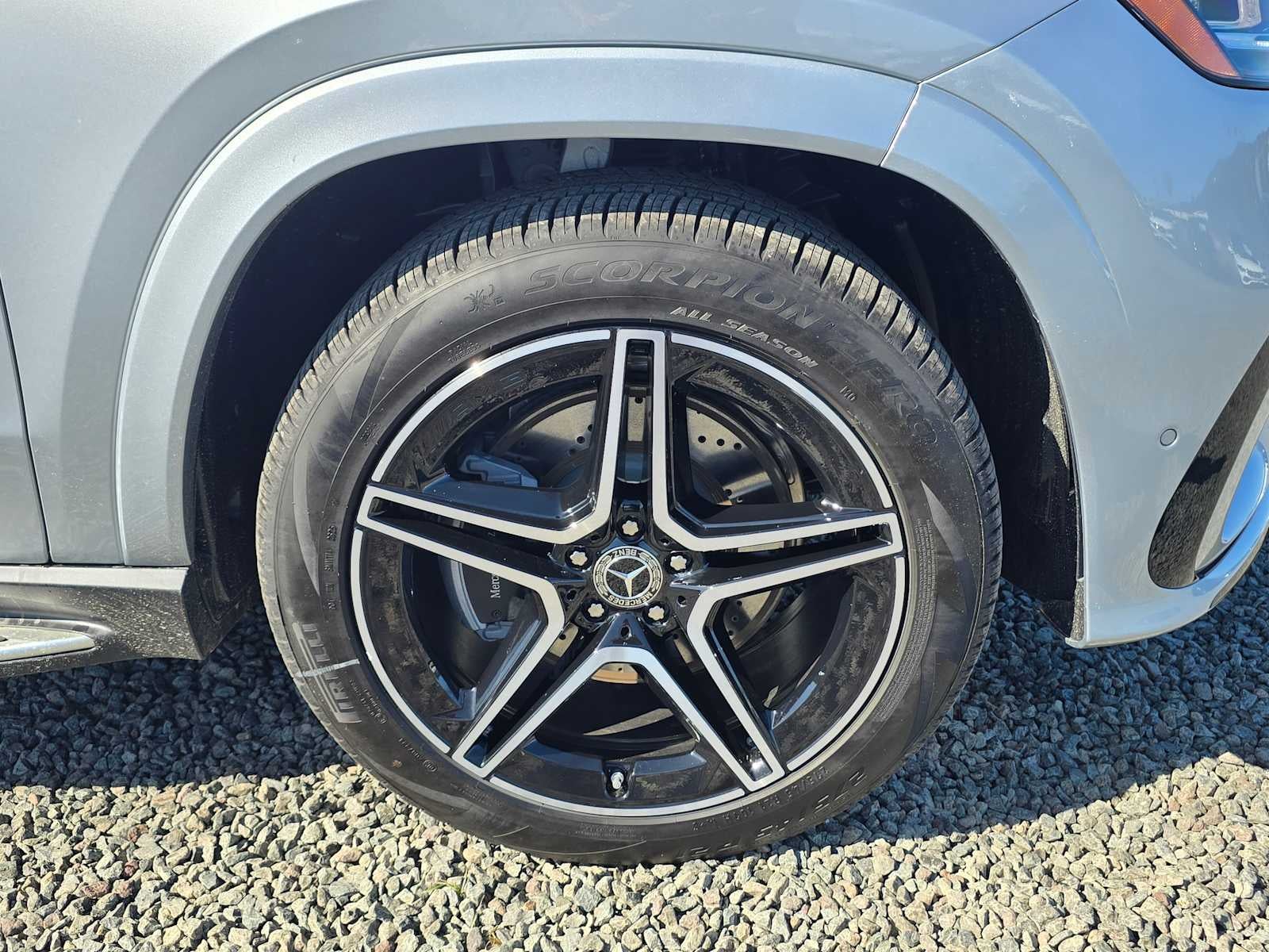 2026 Mercedes-Benz GLS 450 GLS 450