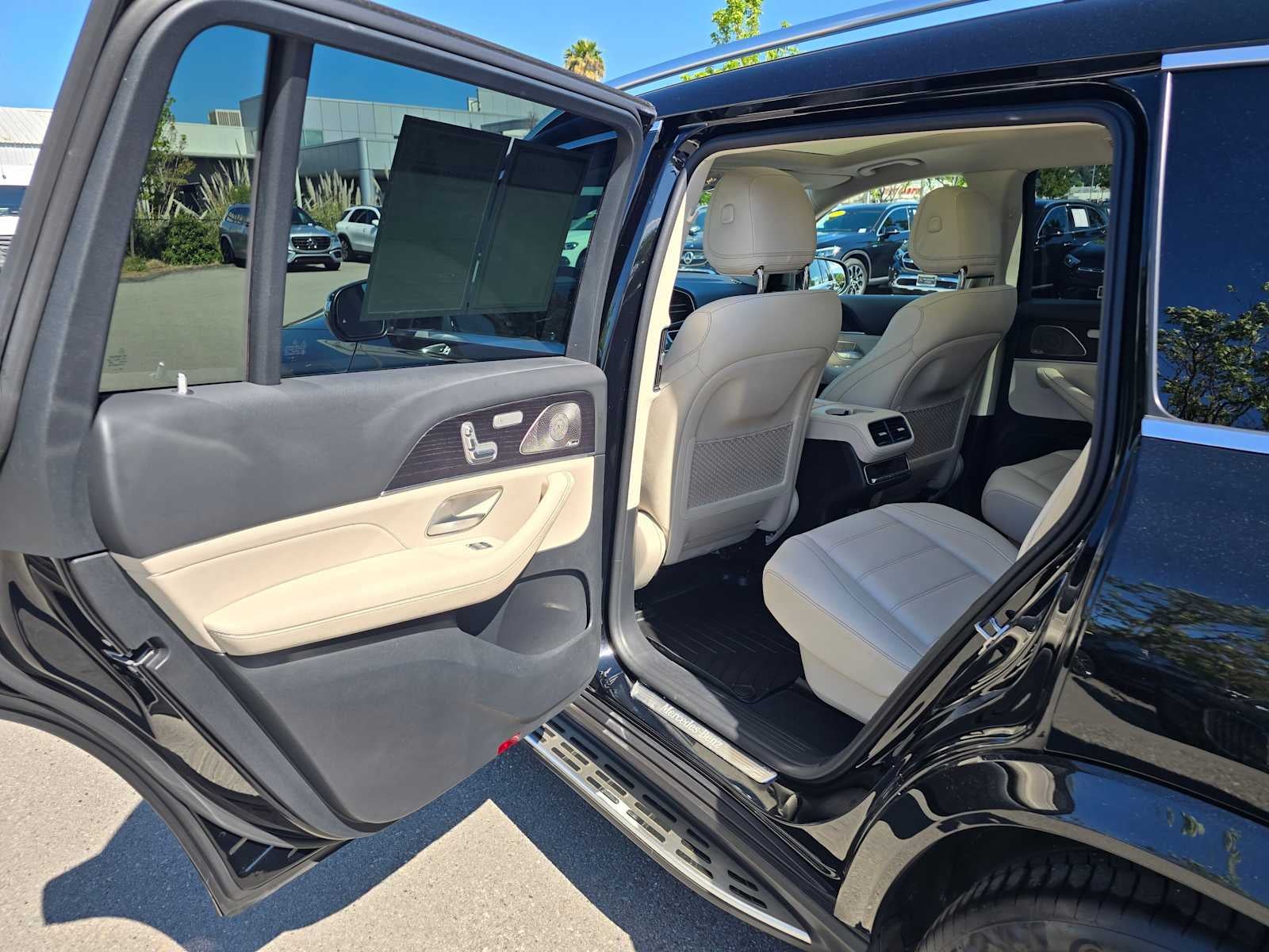 2023 Mercedes-Benz GLS 450 4MATIC® SUV