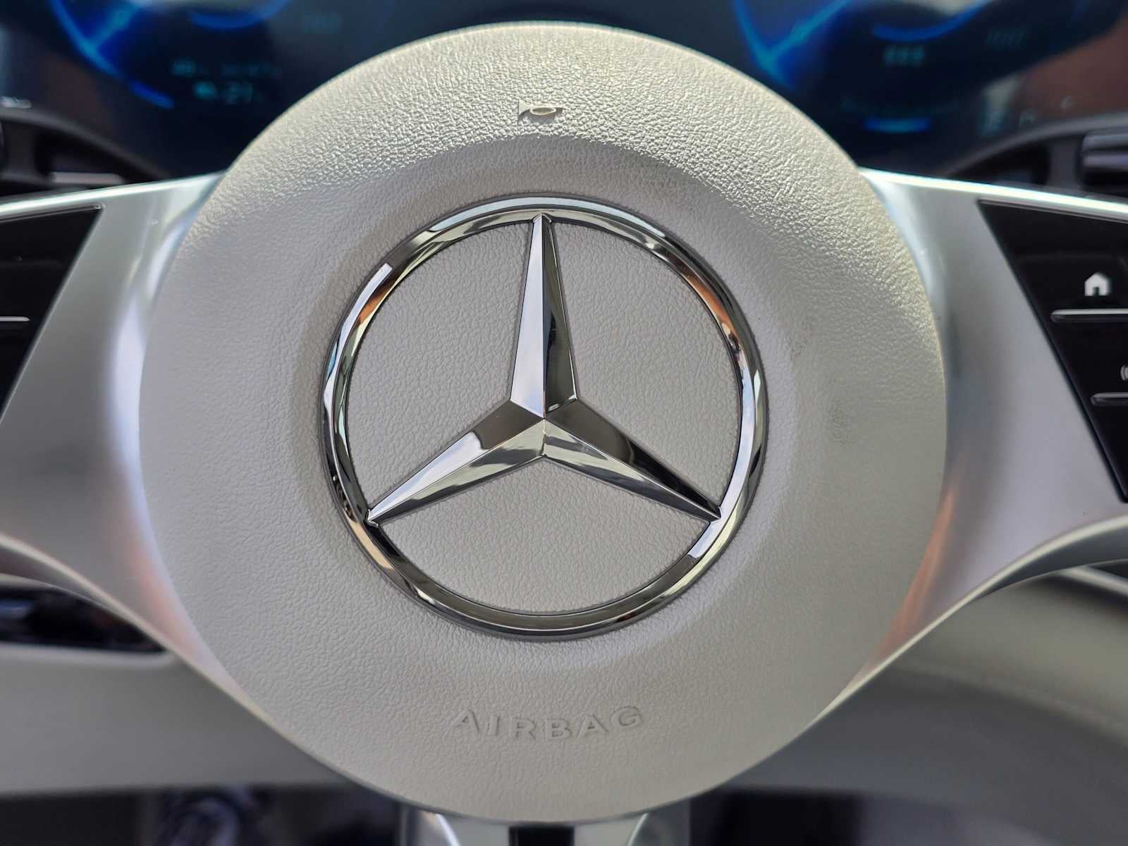 2027 Mercedes-Benz EQE 320 4MATIC® SUV