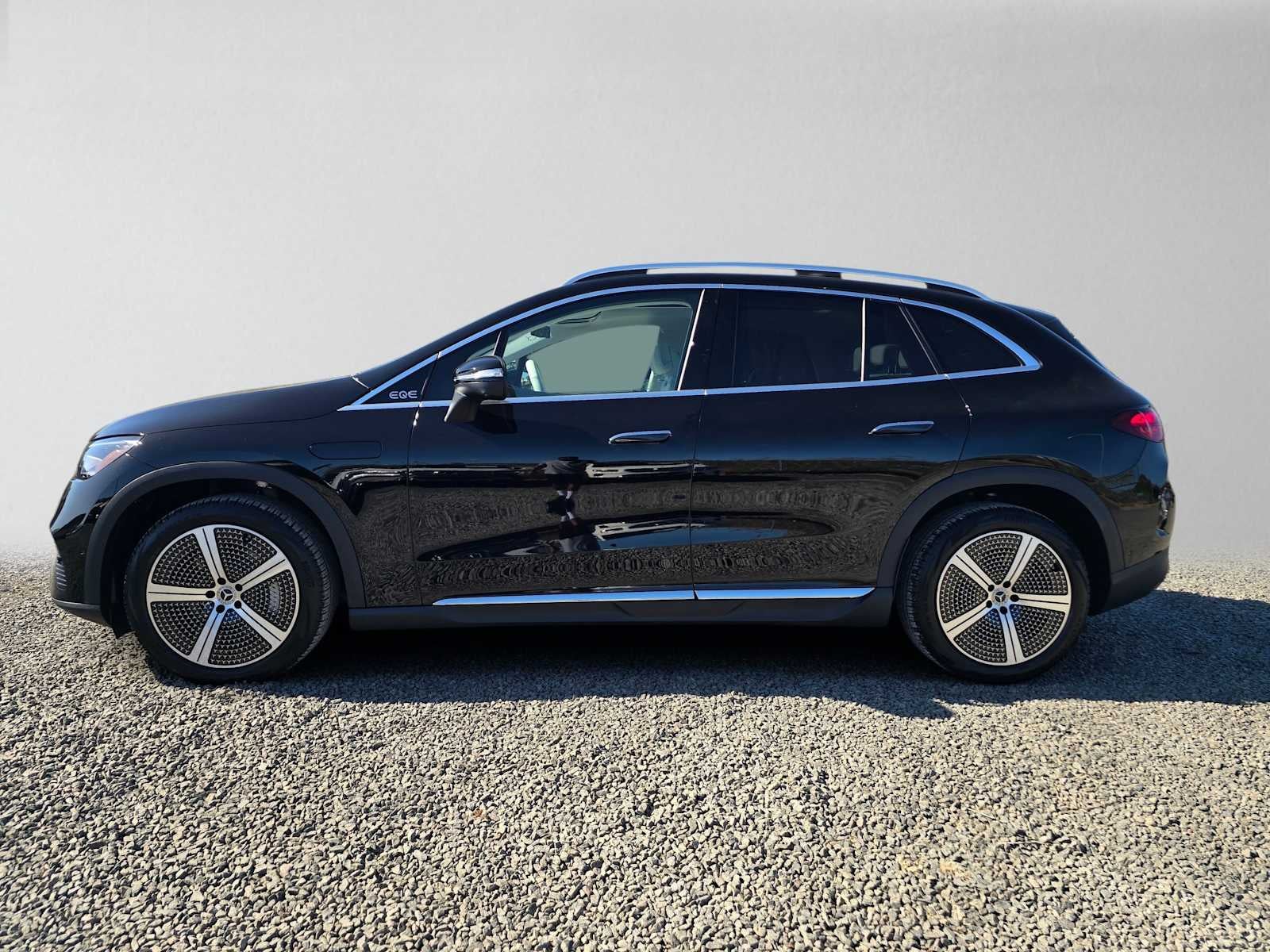 2027 Mercedes-Benz EQE 320+ SUV
