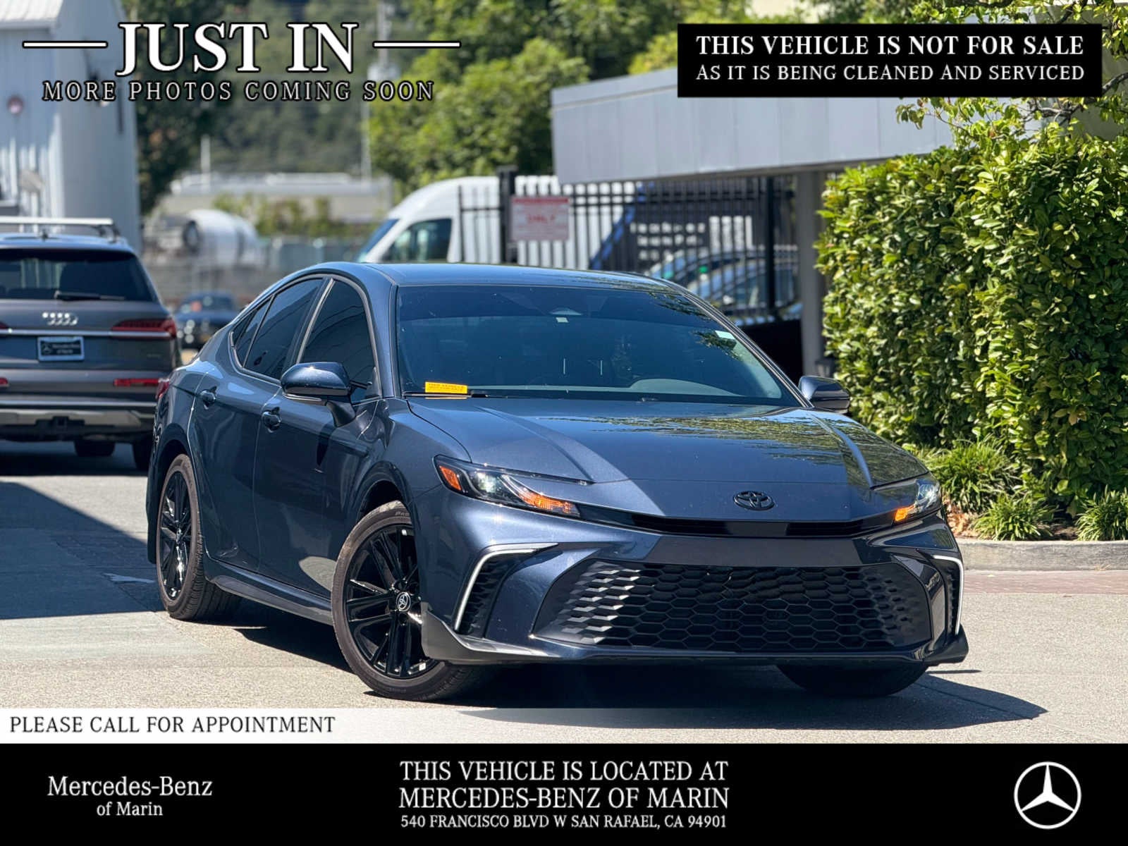 2026 Toyota Camry SE Hybrid's photo