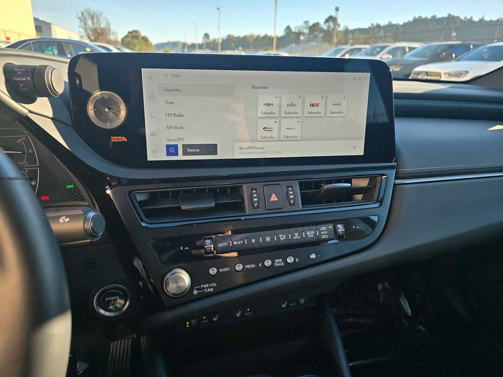 2025 Lexus ES ES 300h