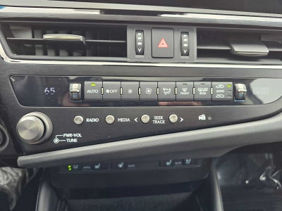 2025 Lexus ES 300h ES 300h