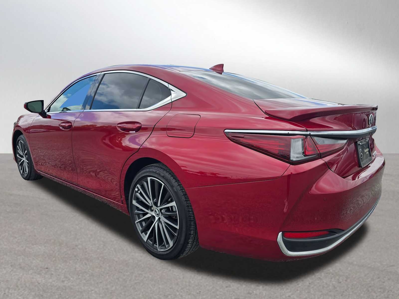 2025 Lexus ES 300h ES 300h