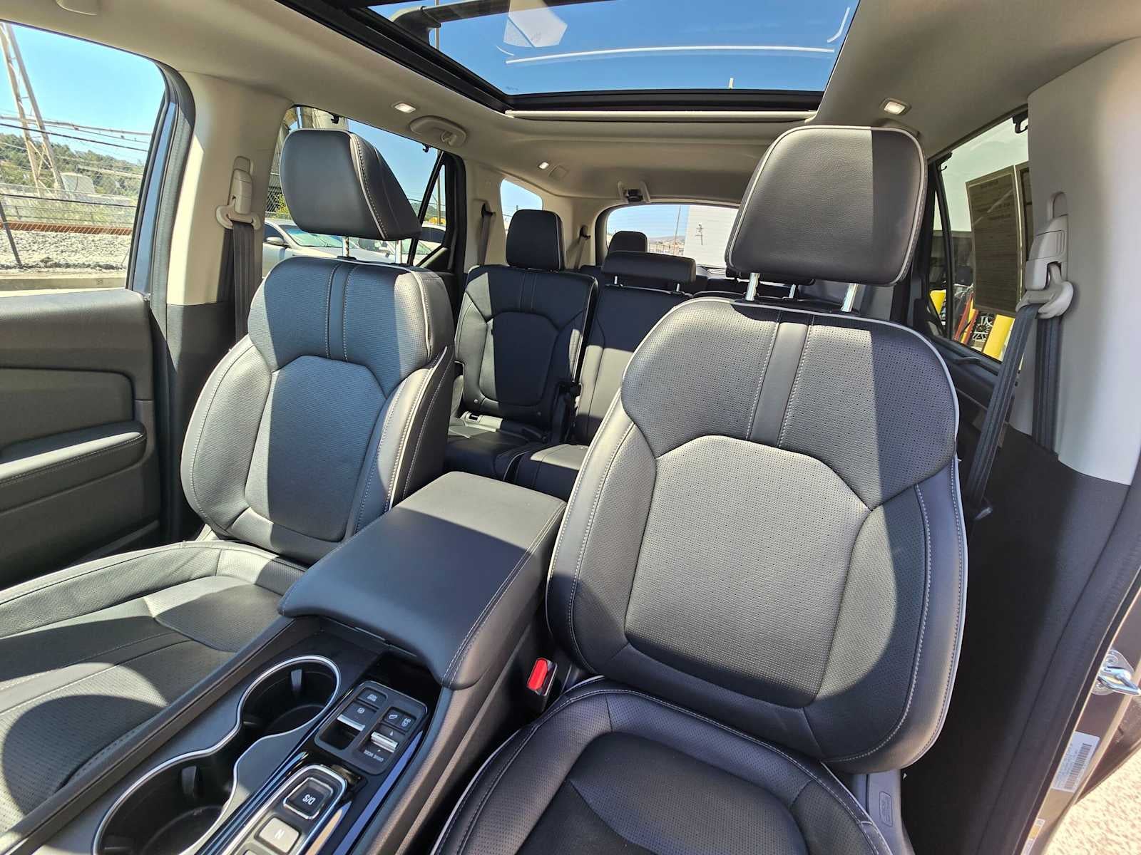 2023 Honda Pilot Elite