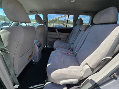 2011 Toyota Highlander Base