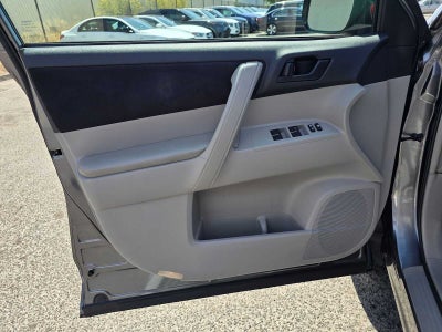 2011 Toyota Highlander Base