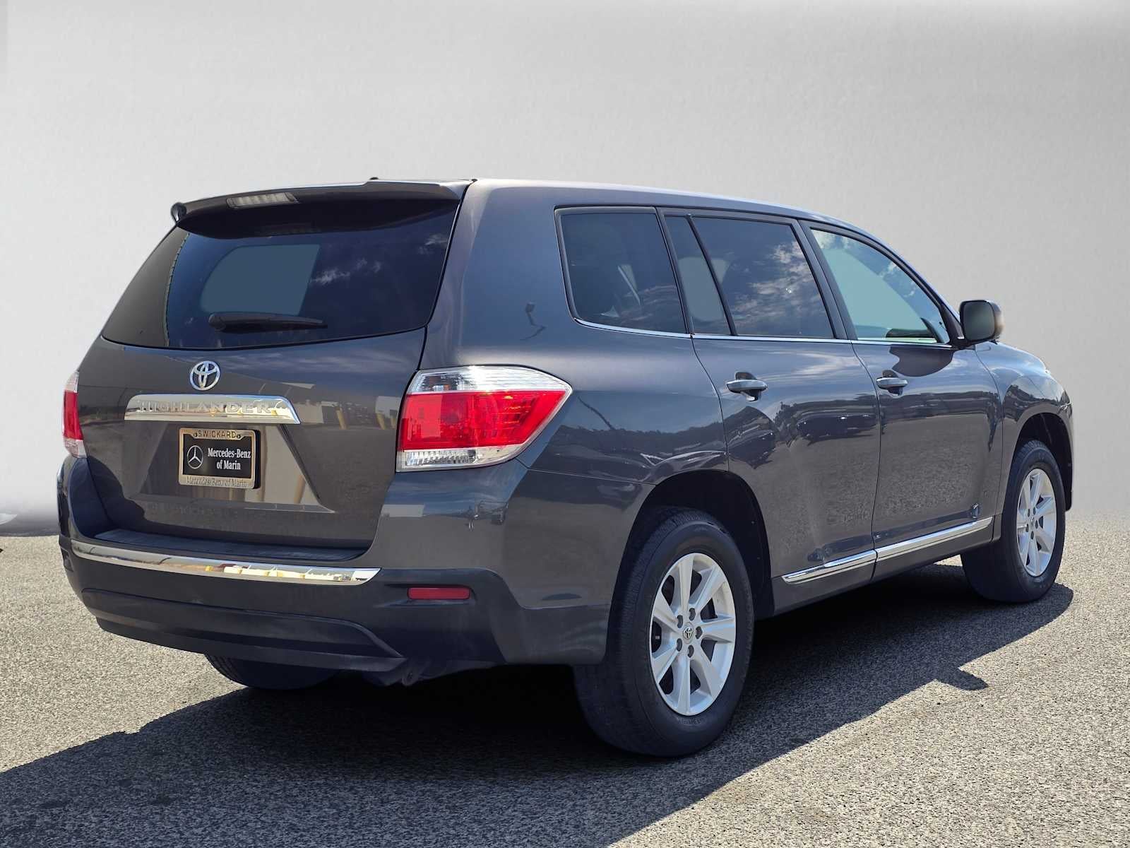 2011 Toyota Highlander Base