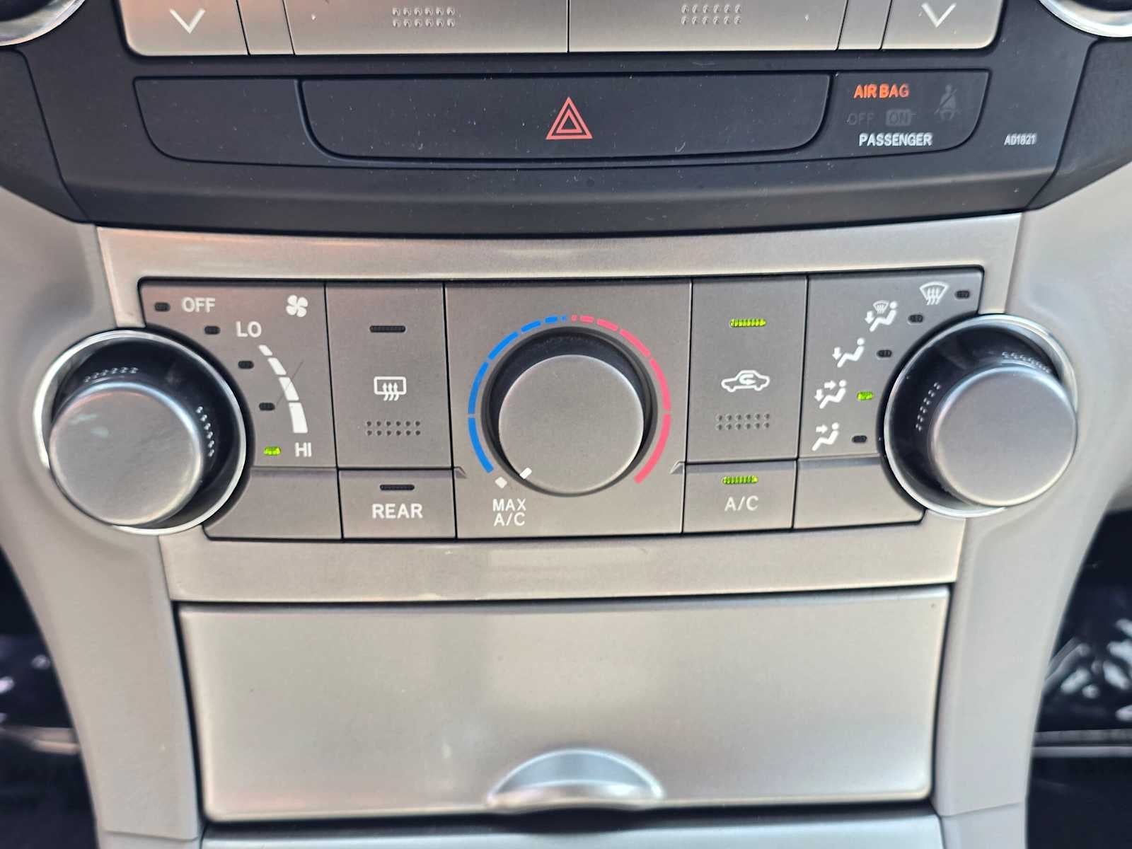 2011 Toyota Highlander Base