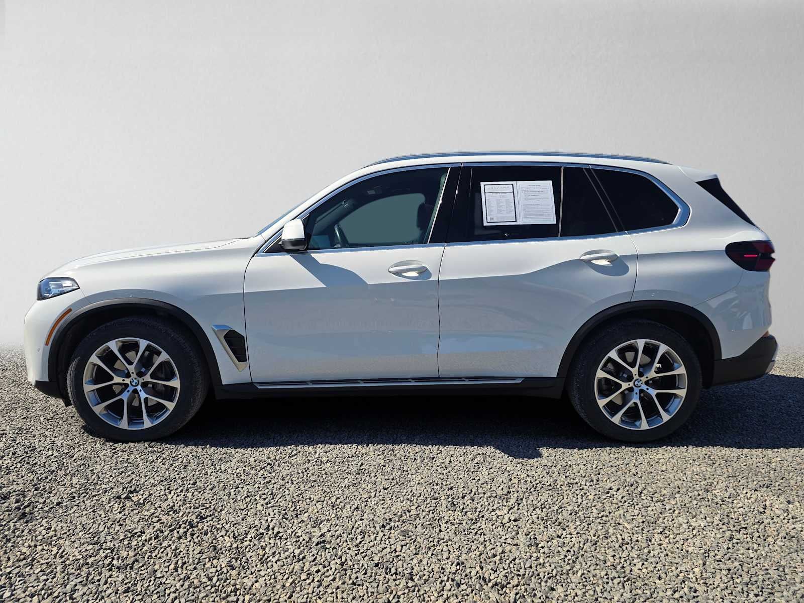 2025 BMW X5 xDrive40i xDrive40i