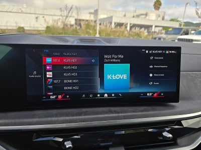 2025 BMW X7 M60i M60i