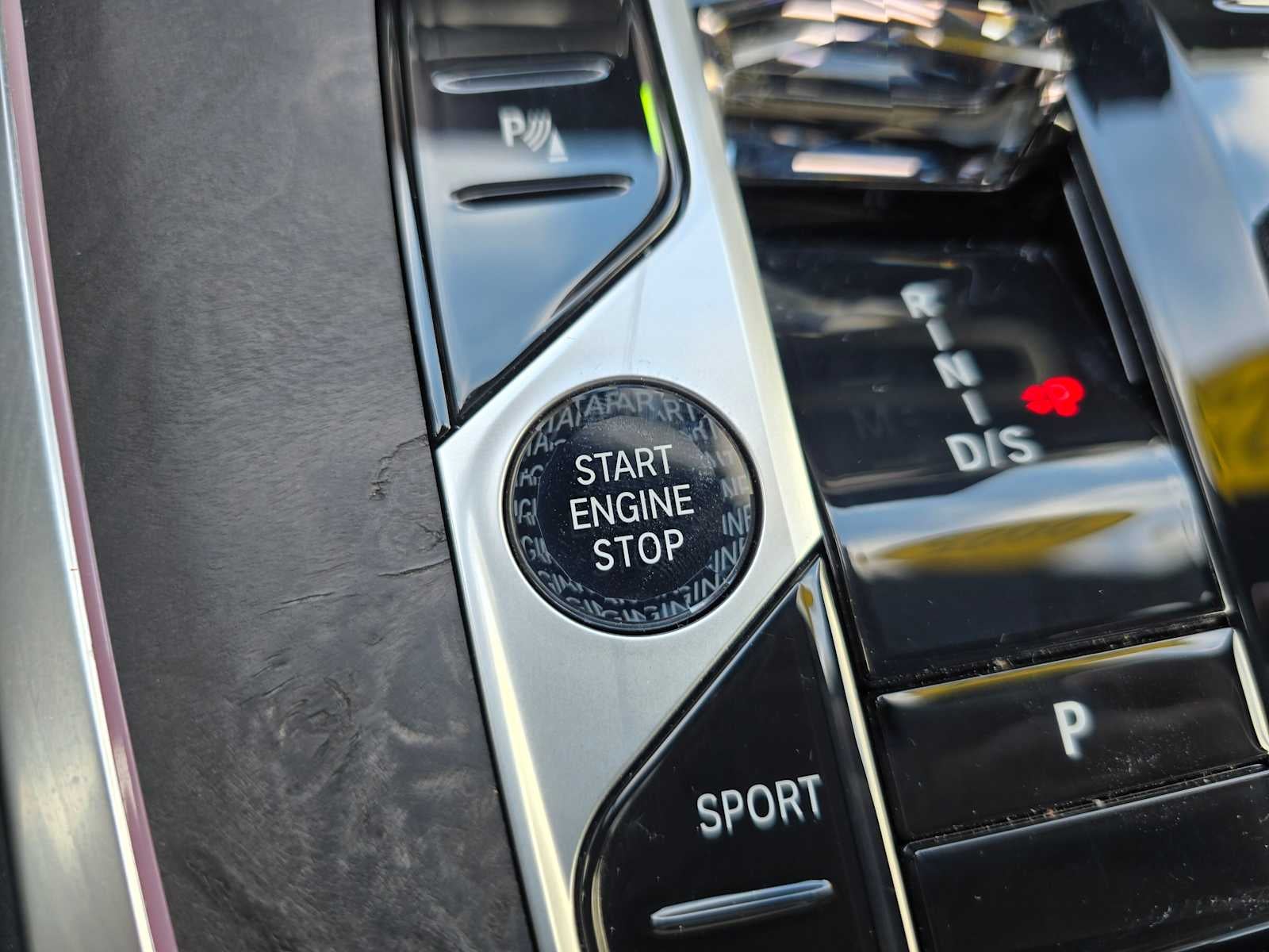 2025 BMW X7 M60i M60i