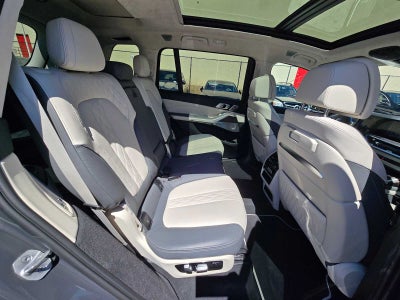 2024 BMW X7 M60i M60i