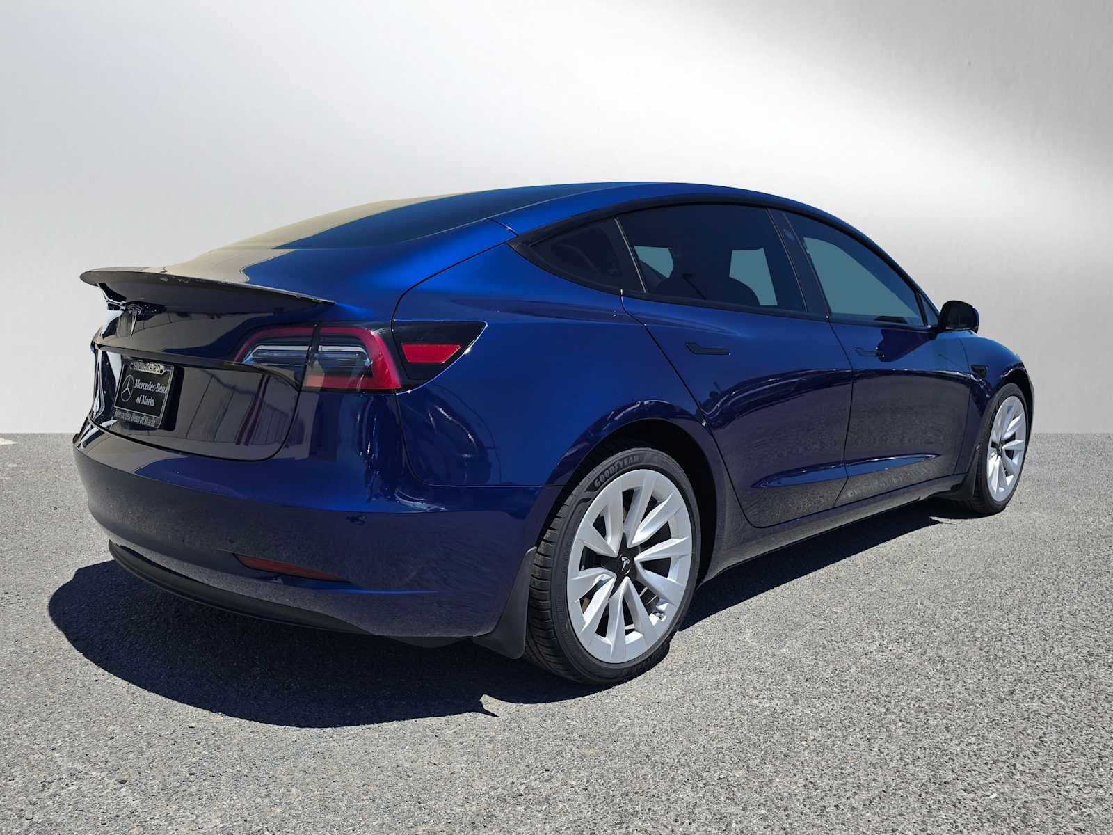2023 Tesla Model 3 RWD