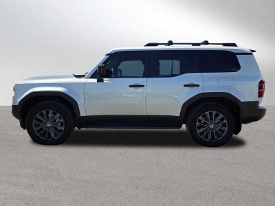 2025 Toyota Land Cruiser 4WD (Natl)
