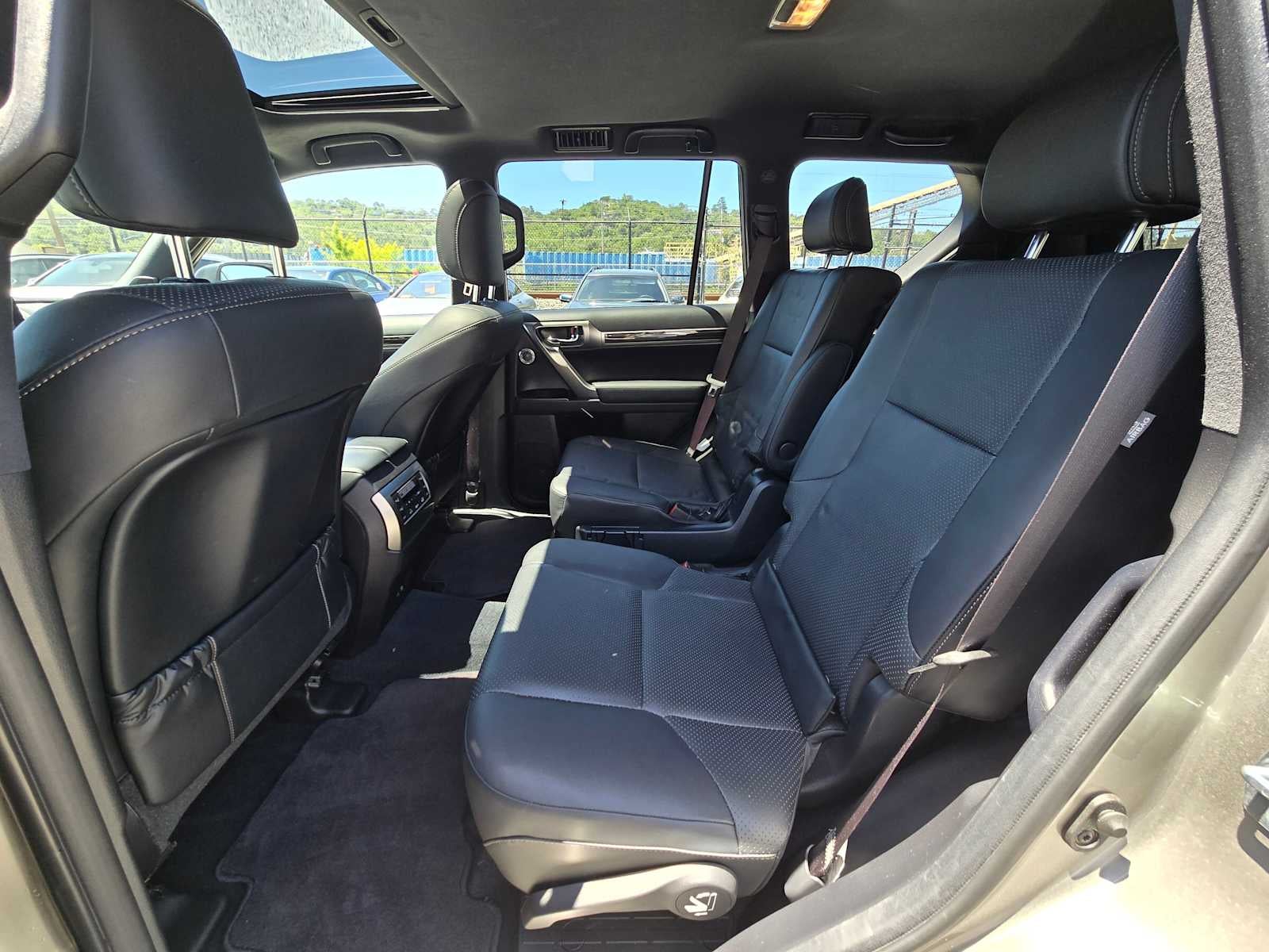 2023 Lexus GX 460 Luxury