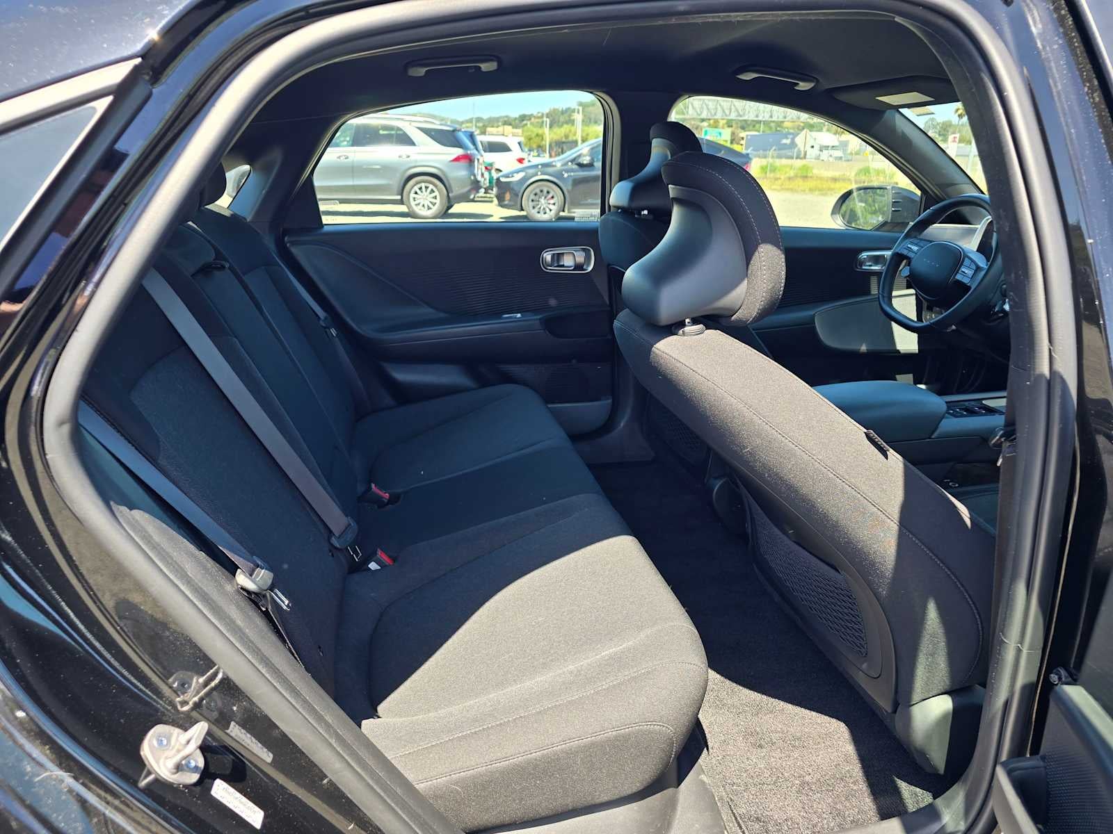 2024 Hyundai IONIQ 6 SE