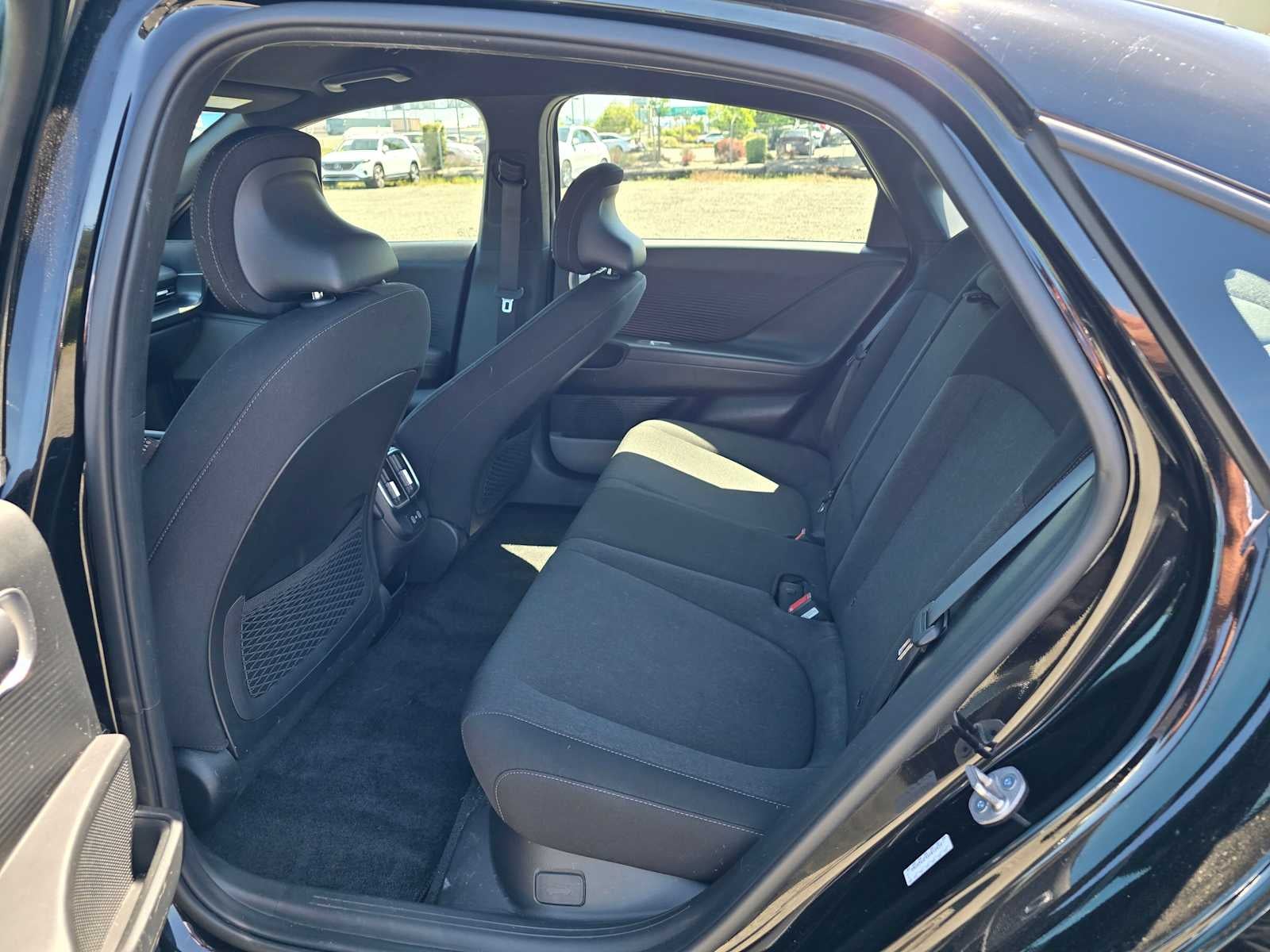 2024 Hyundai IONIQ 6 SE