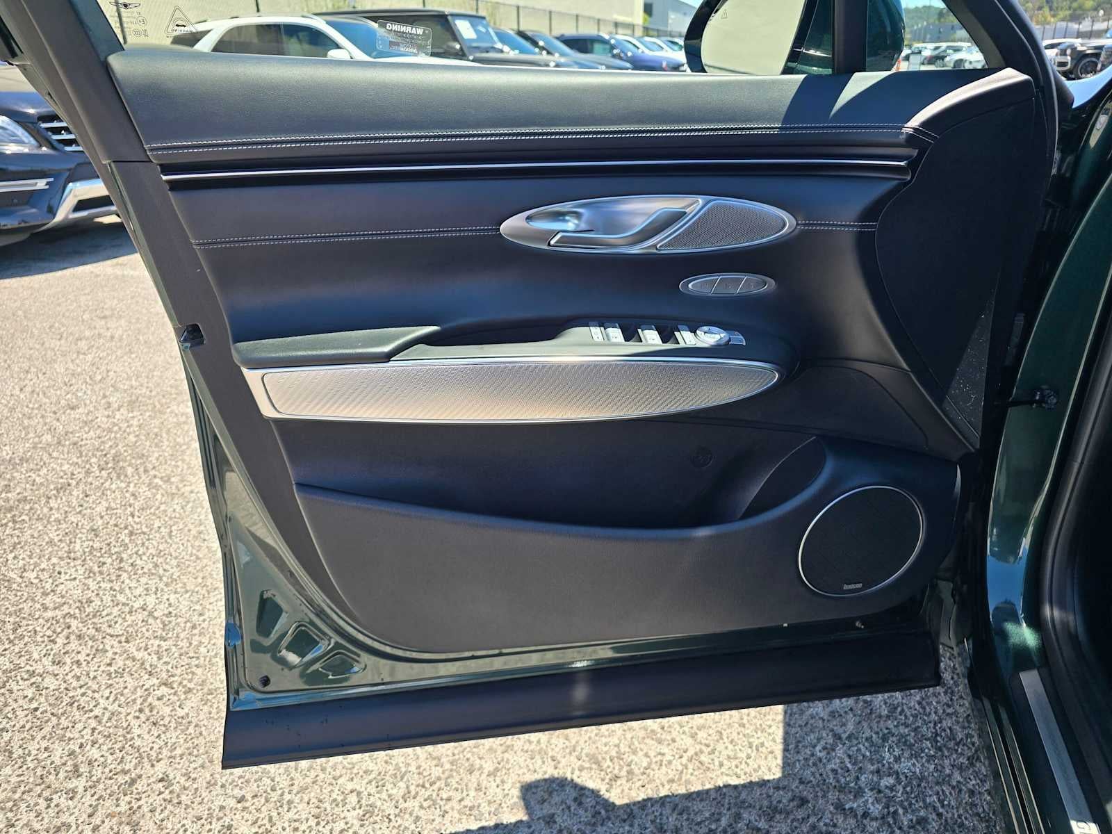 2023 Genesis GV70 2.5T