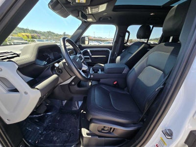 2023 Land Rover Defender X-Dynamic SE
