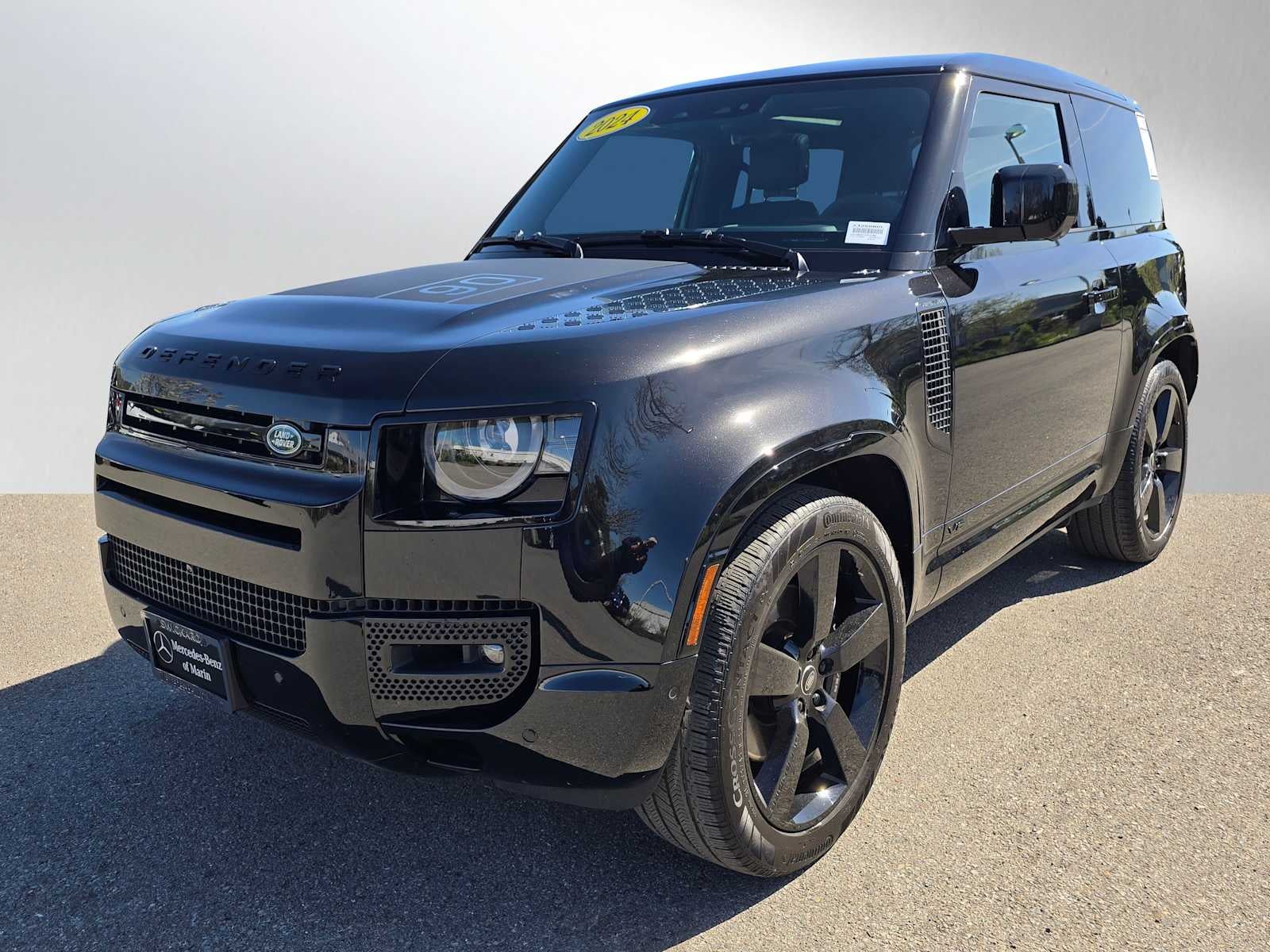 2024 Land Rover Defender V8