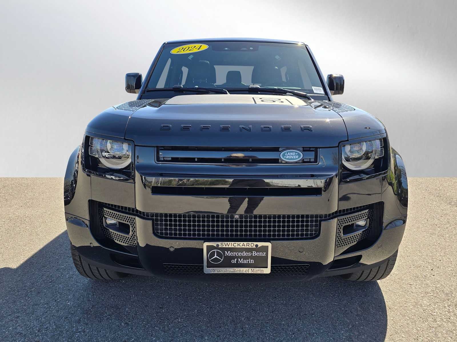 2024 Land Rover Defender V8