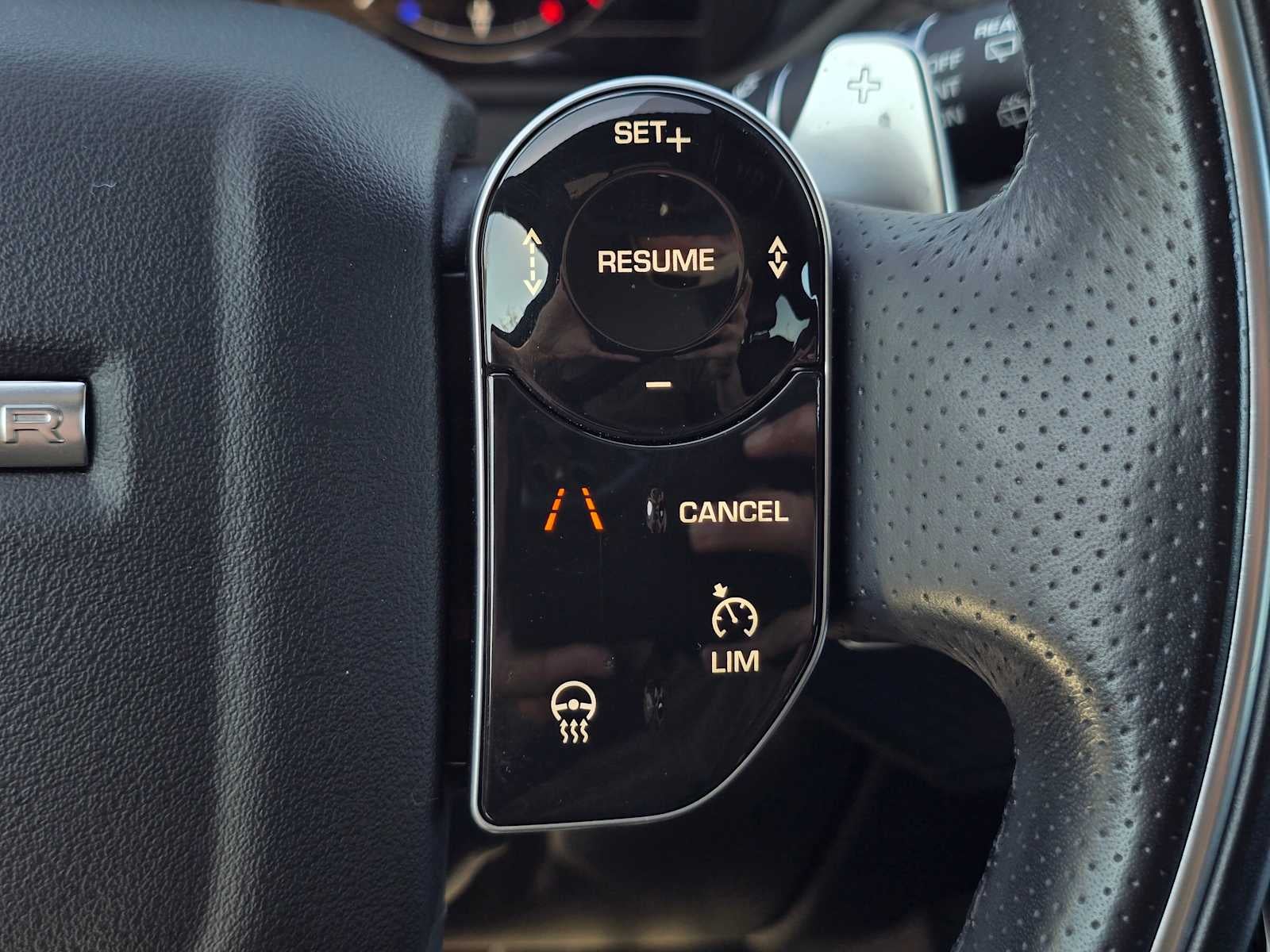 2019 Land Rover Range Rover Velar R-Dynamic SE