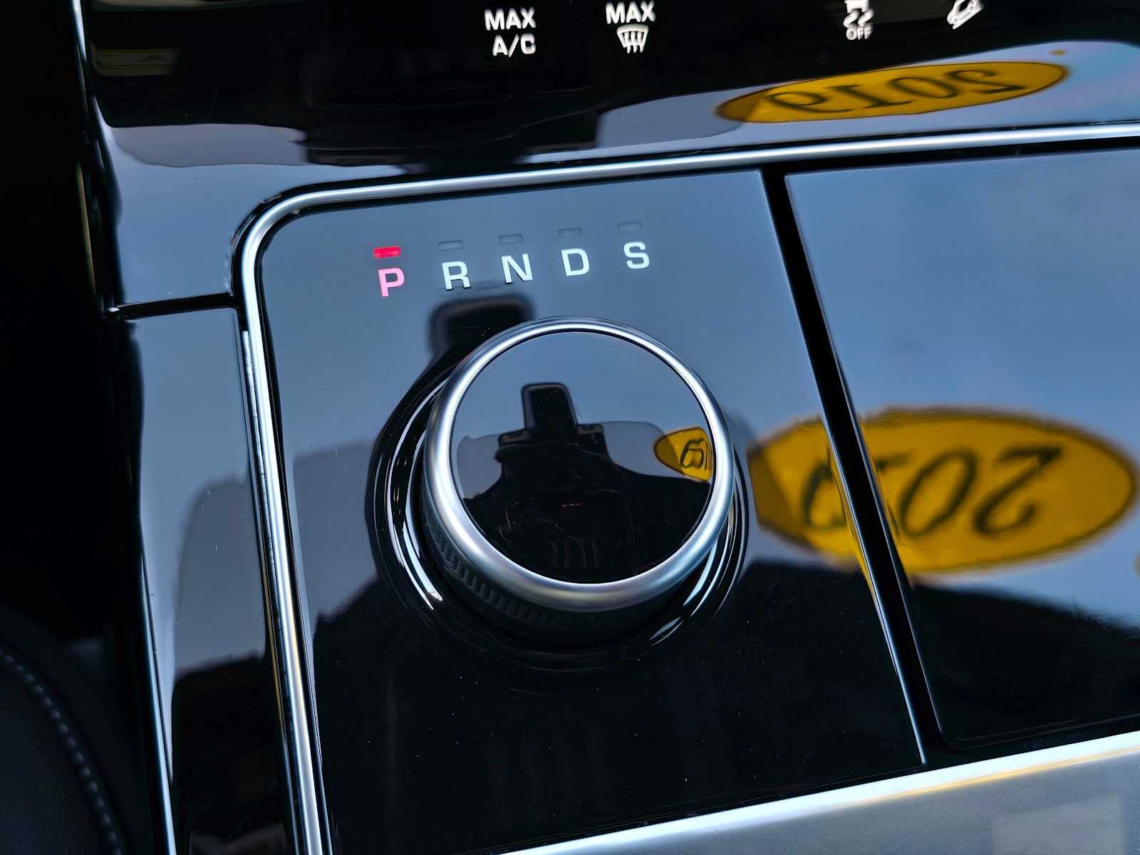 2019 Land Rover Range Rover Velar R-Dynamic SE