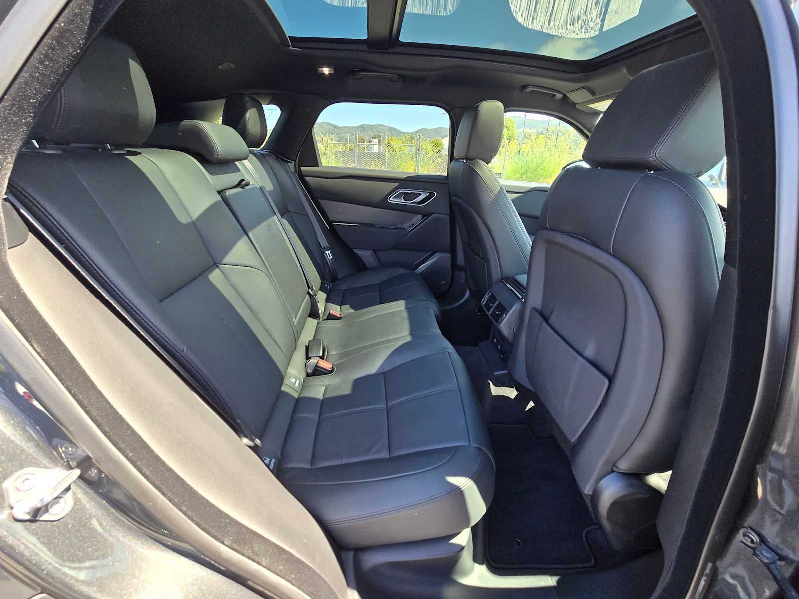 2025 Land Rover Range Rover Velar Dynamic SE - Photo 12