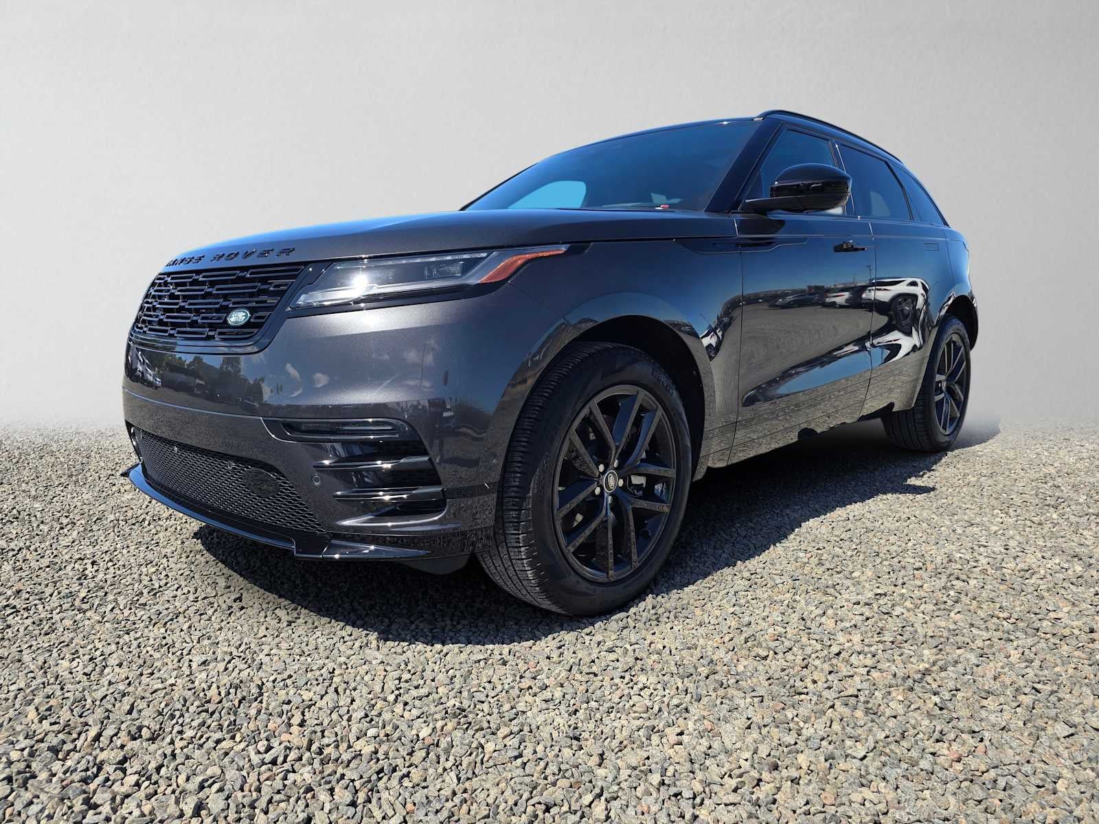2025 Land Rover Range Rover Velar Dynamic SE - Photo 7
