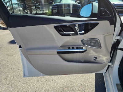 2023 Mercedes-Benz C 300 Sedan