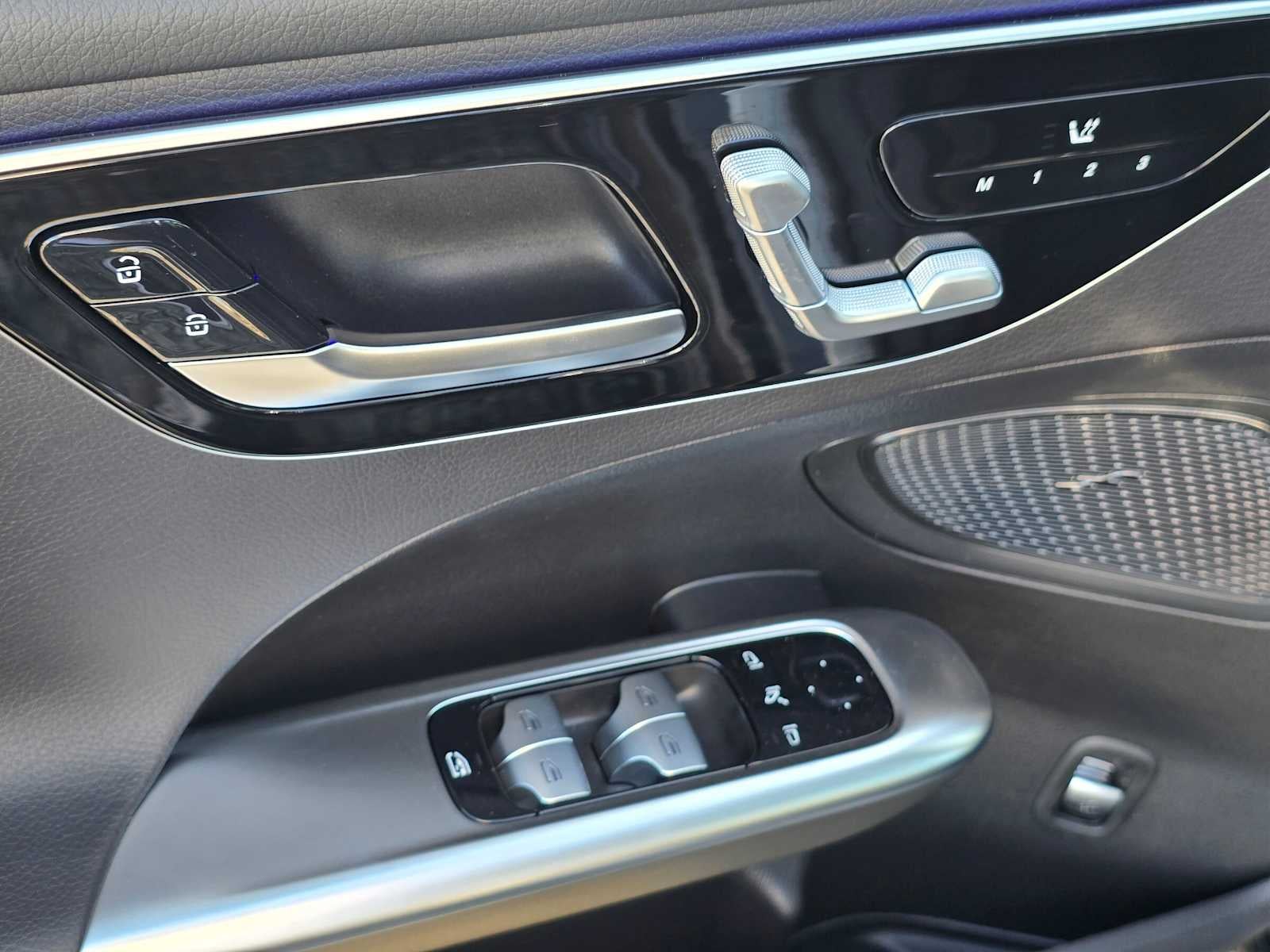 2027 Mercedes-Benz C 300 Sedan