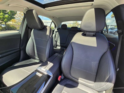 2025 Mercedes-Benz C 300 4MATIC® Sedan