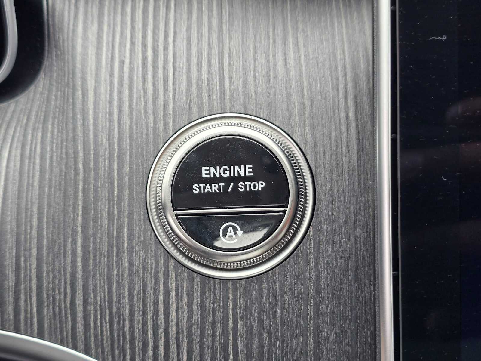 2026 Mercedes-Benz C 300 4MATIC® Sedan