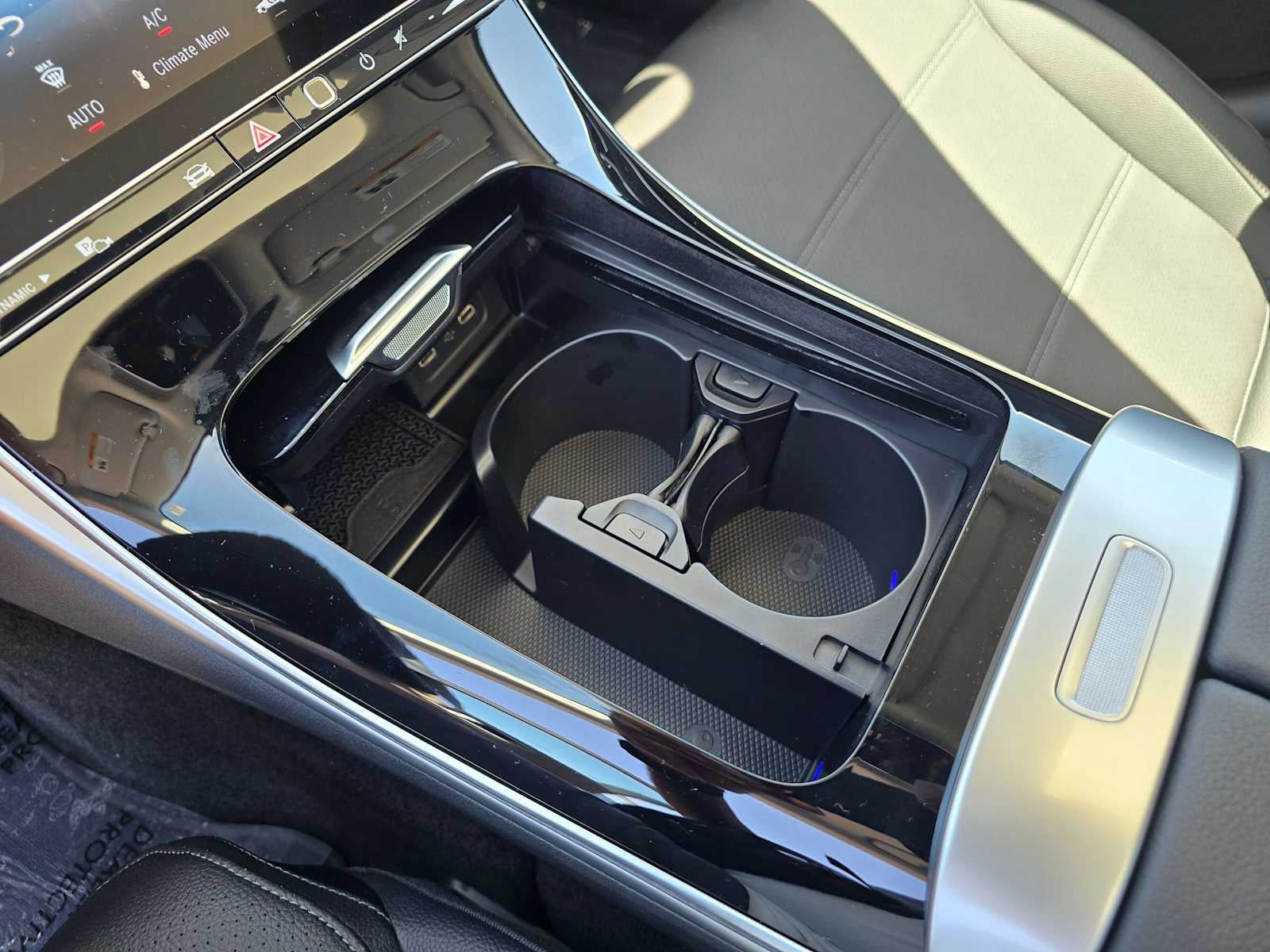2026 Mercedes-Benz C 300 4MATIC® Sedan