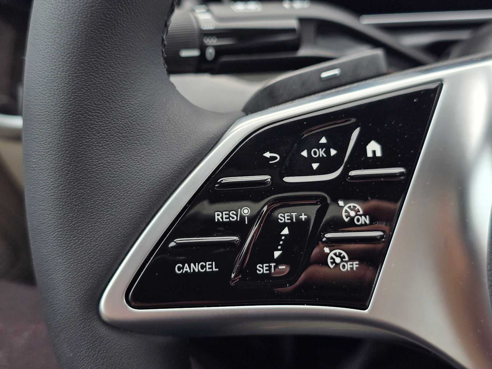 2026 Mercedes-Benz C 300 4MATIC® Sedan