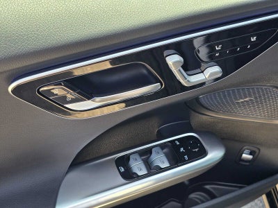 2026 Mercedes-Benz C 300 4MATIC® Sedan