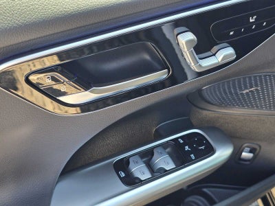 2026 Mercedes-Benz C 300 4MATIC® Sedan