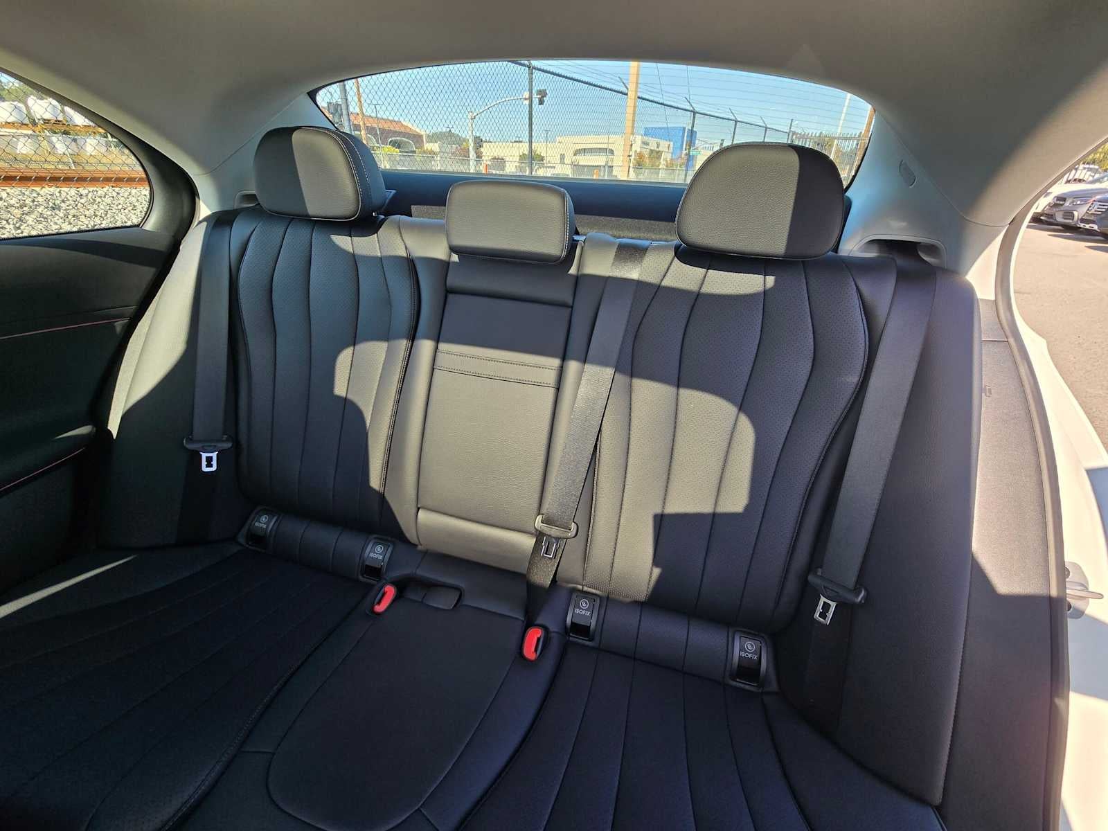2026 Mercedes-Benz E 350 RWD Sedan